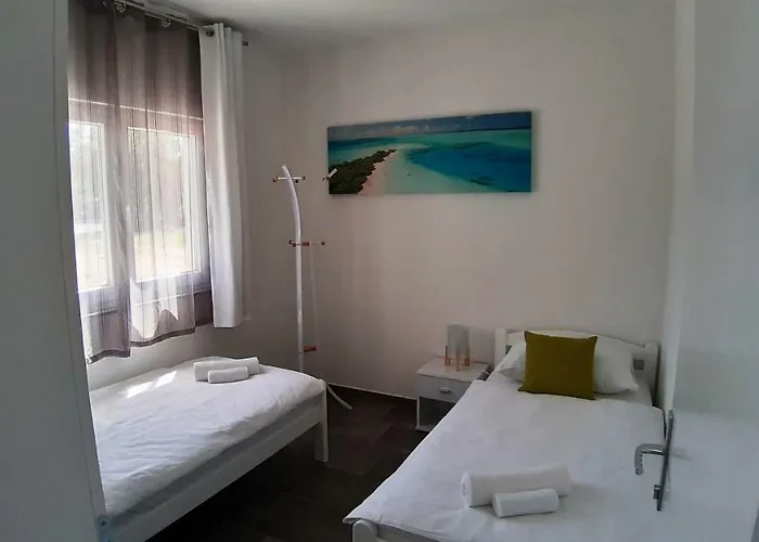 Апартаменты Relax Стариград-Пакленица